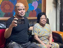 Hot News: Ian de Leon Opens Up About Shocking Drama with Mom Nora Aunor at the Airport; Calls ‘Sa Ngalan ng Ina’ a ‘Godsend’—What Really Happened?”